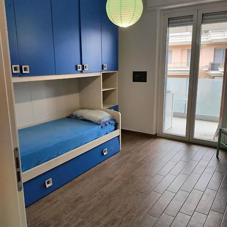 Porto D'ascoli House *